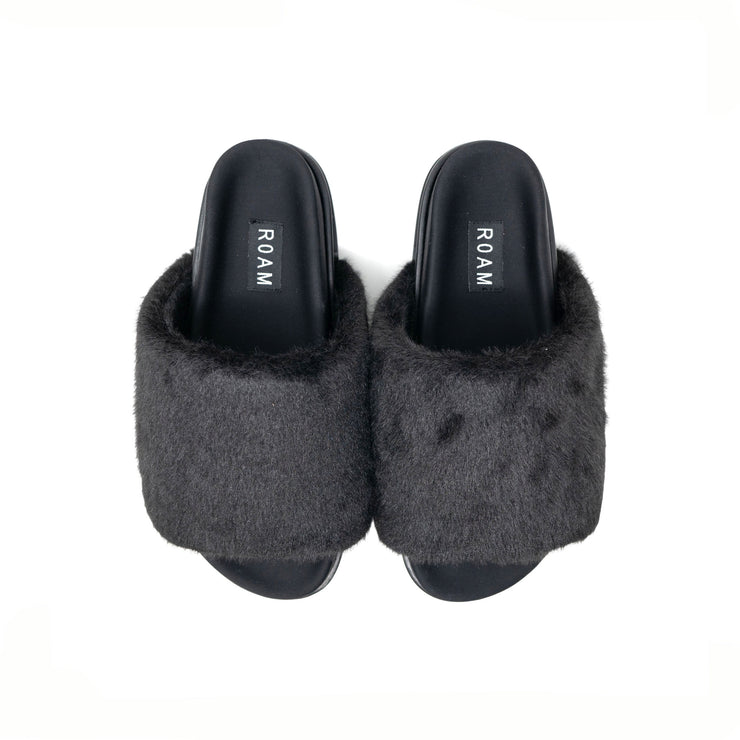 ROAM LONG LUXE  STACK PLATFORM BLACK FAUX FUR
