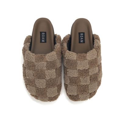 ROAM FUZZY CHECKER CLOG BEIGE & TAUPE FAUX SHEARLING