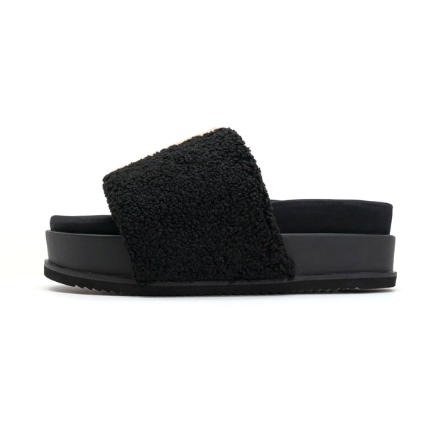 ROAM FUZZY STRIPE STACK PLATFORM BLACK & BEIGE FAUX SHEARLING