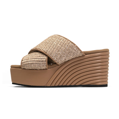 ROAM MID STRATA SQUARE WEDGE NATURAL RAFFIA