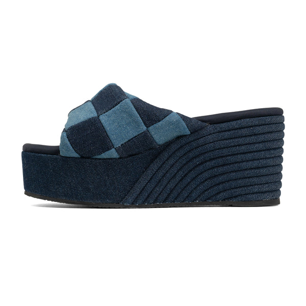 ROAM SCOOP PATCH DENIM MID STRATA WEDGE