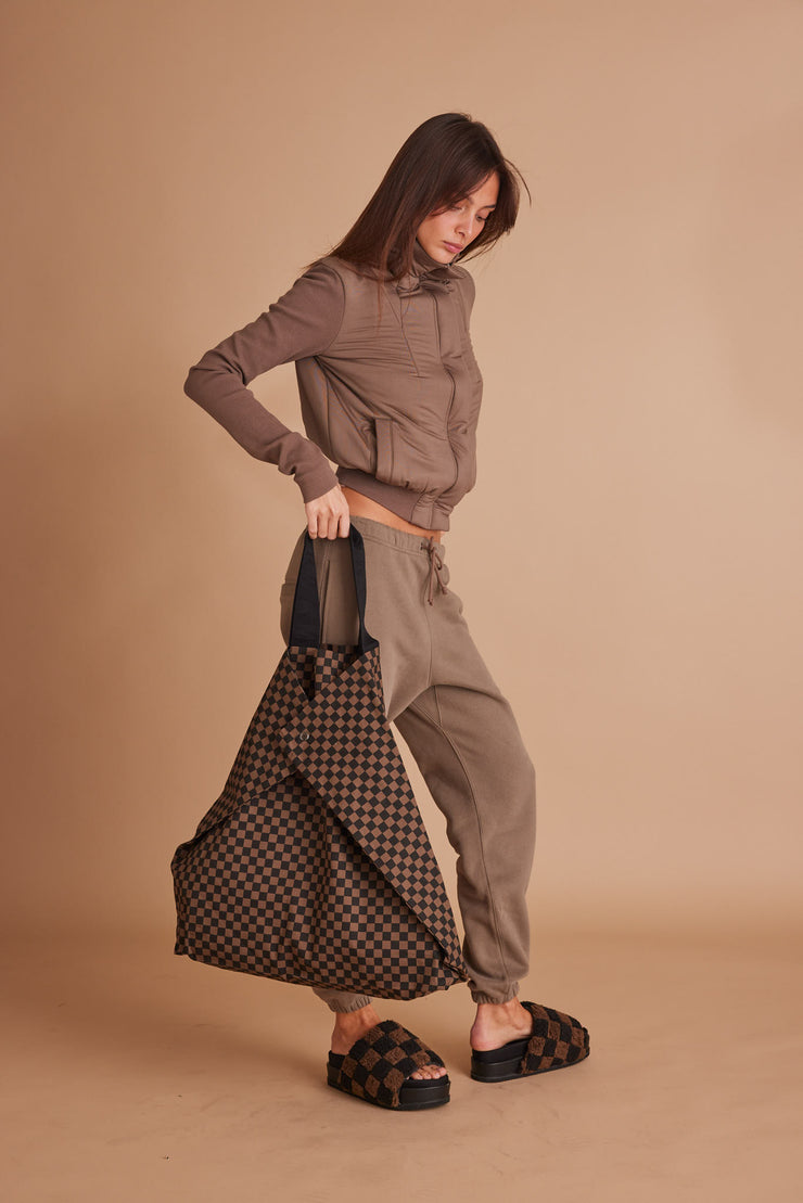 ROAM CHECKERED FOLDY MAXI TOTE TAUPE & BLACK
