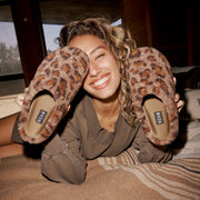 ROAM FUZZY CLOG TAUPE LEOPARD FAUX SHEARLING