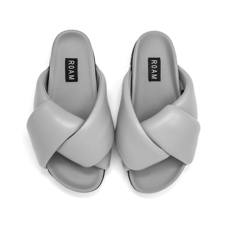 ROAM X THE GRATEFUL GARDENIA    FOLDY PUFFY SANDALS GREY VEGAN LEATHER