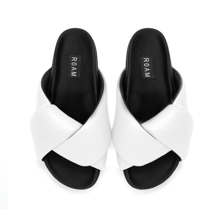 ROAM FOLDY PUFFY SANDALS WHITE VEGAN LEATHER